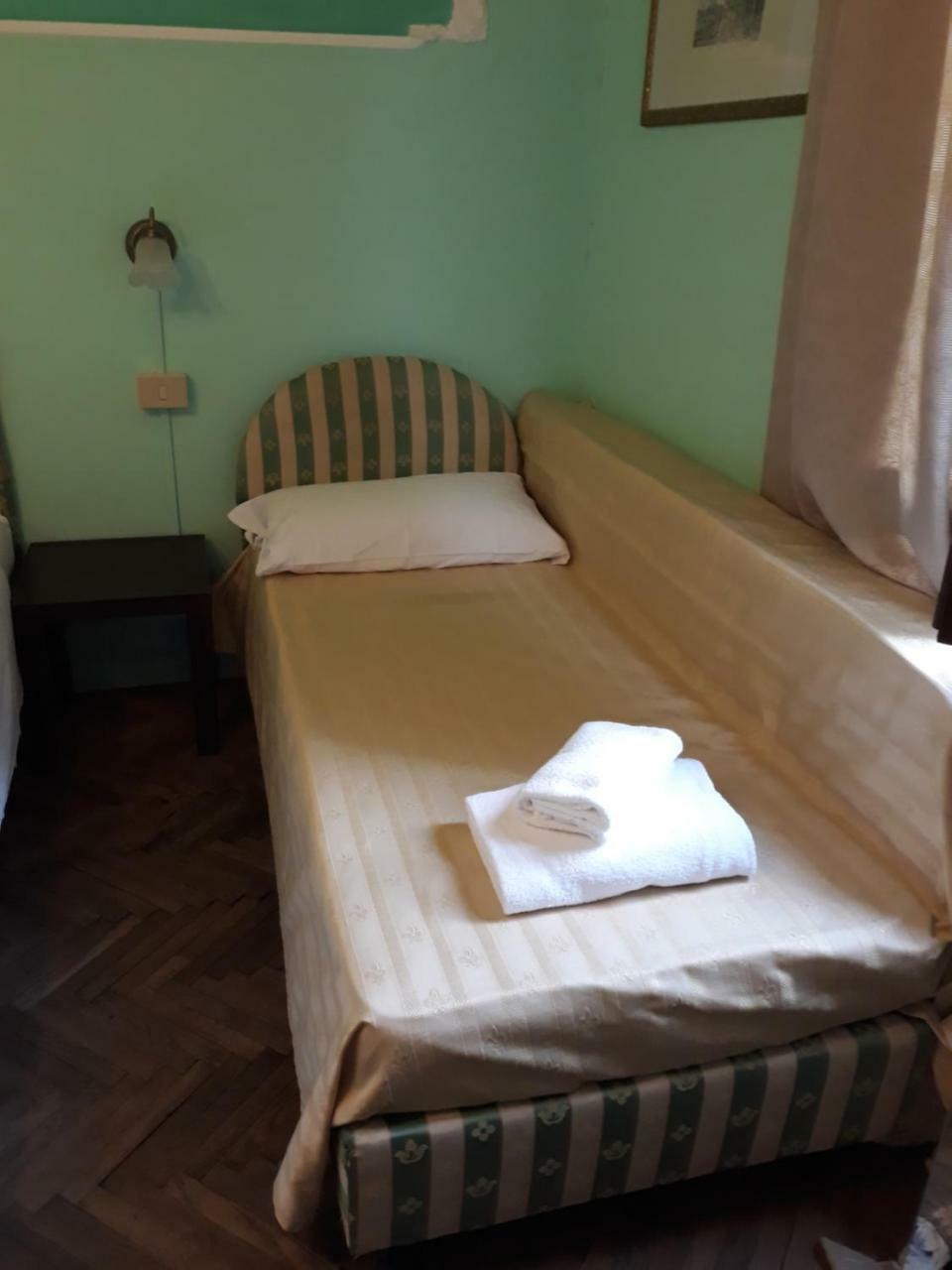 Residenza Ponte Degli Scalzi Veneţia Exterior foto